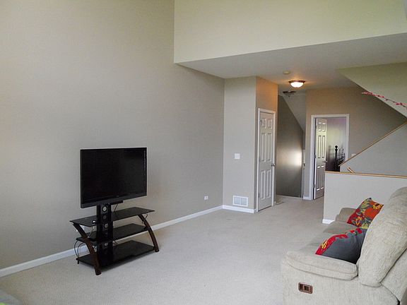 4th image of 1348 N Winslowe Dr