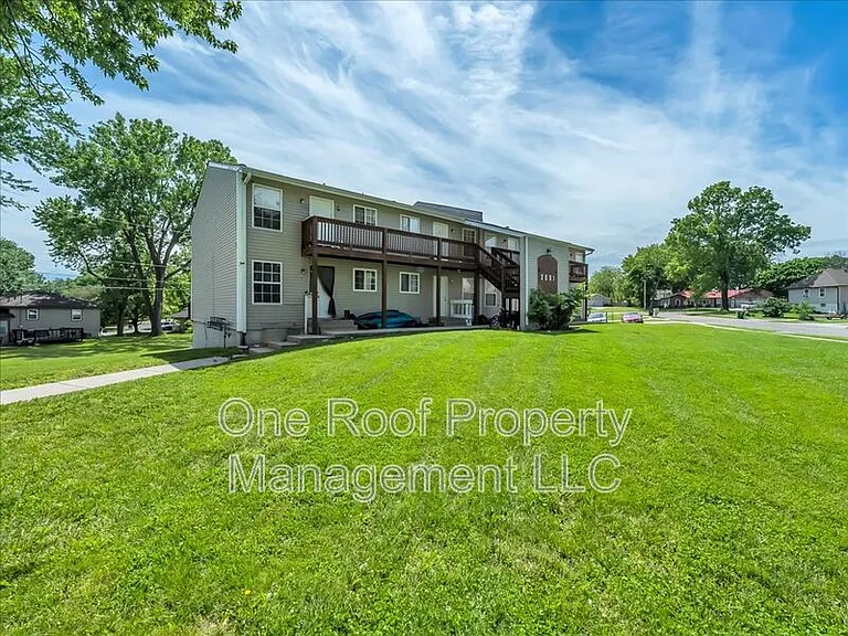 2001 Chateau Dr #A — Photo 3