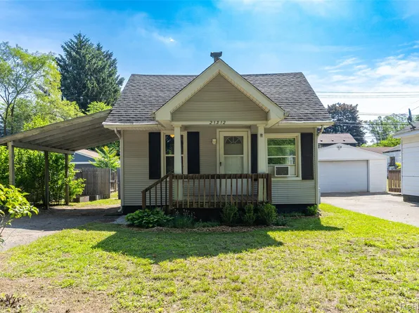 21312 Saint Francis St, Farmington Hills, MI 48336