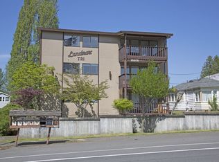 1016 SW 152nd St, Seattle, WA 98166