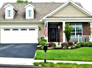 206 Hill Place Dr, Mc Donald, PA 15057