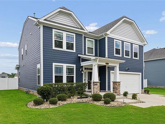 3rd image of 4067 Ravine Gap Dr