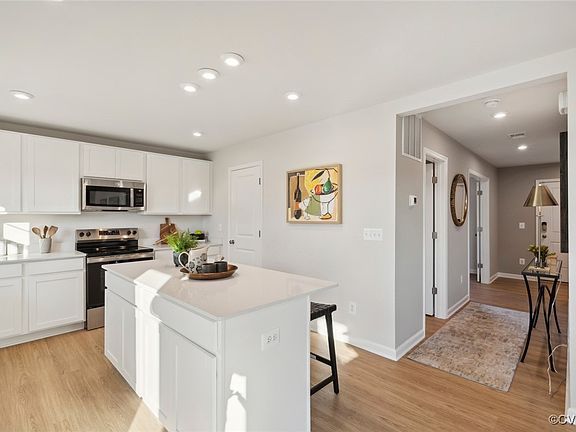 4th image of 308 Camerons Ferry Dr