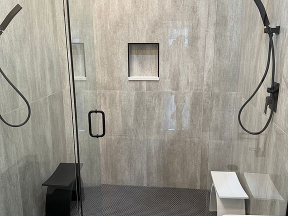 4th image of 4232 S Langley Ave #1