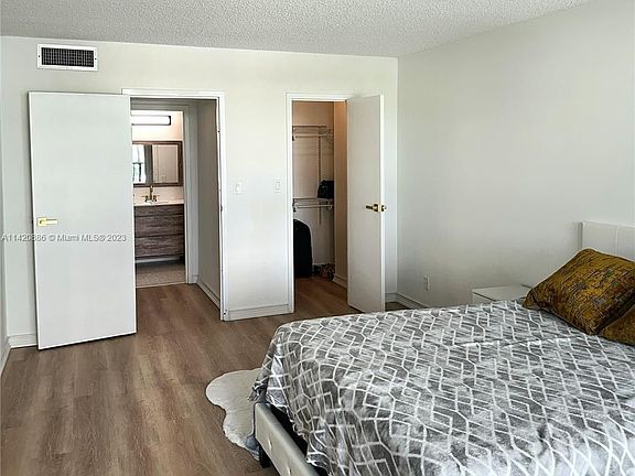 5th image of 501 Three Islands Blvd APT 414