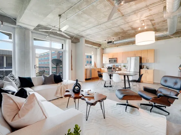 1001 Belleview St #404, Dallas, TX 75215