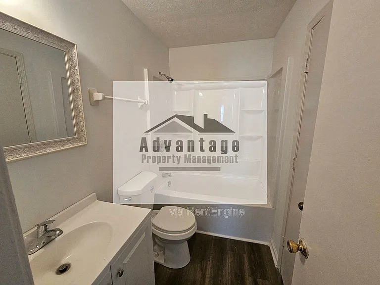1521 Pine Cone Ln NW — Photo 3