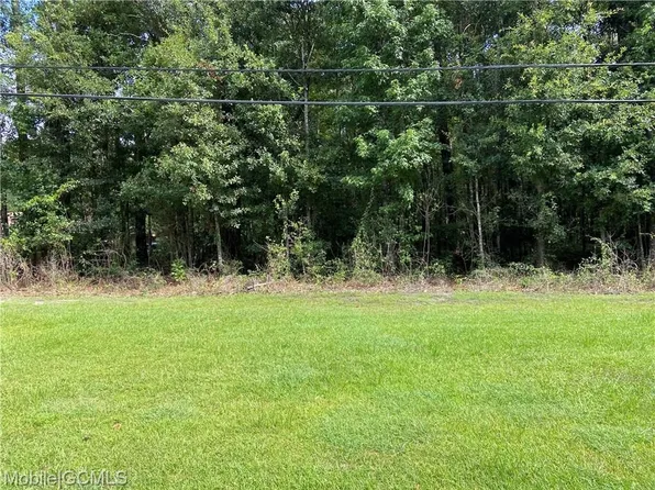 1114 South Dr, Mobile, AL 36605