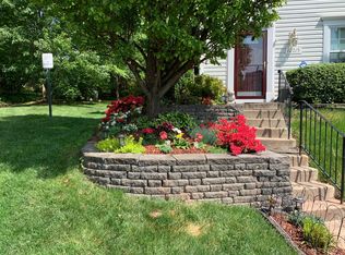 10215 Magnolia Grove Dr, Manassas, VA 20110