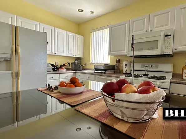 846 Stanley Avenue image 10 of 27