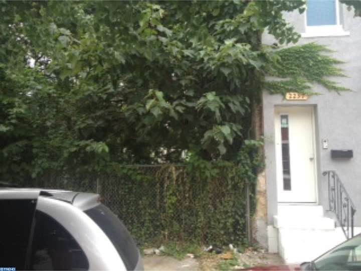 2nd image of 2239 N Sydenham St