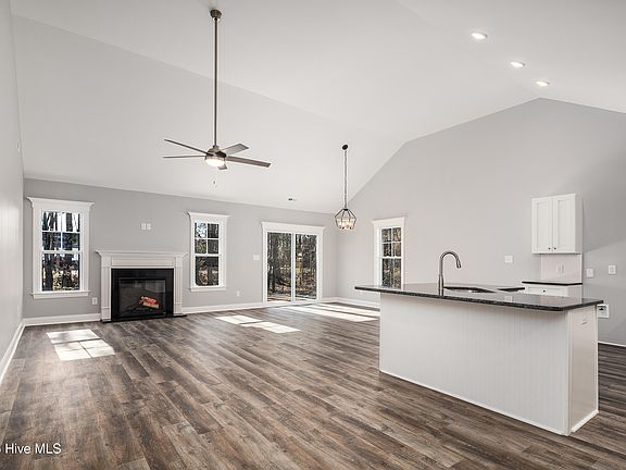 5th image of 1217 Hunley Court