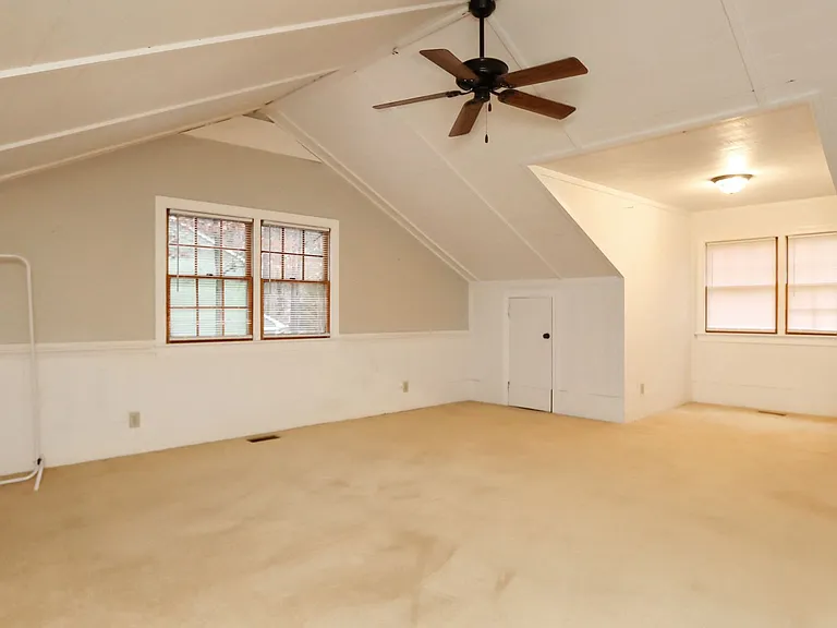 227 Aspen Blvd — Photo 22