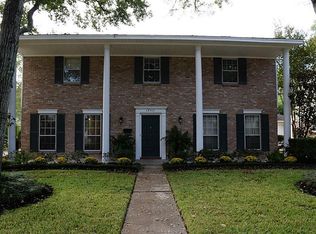 12511 Mooremeadow Ln, Houston, TX 77024