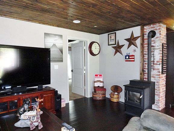 3rd image of 315 #Varner Ave