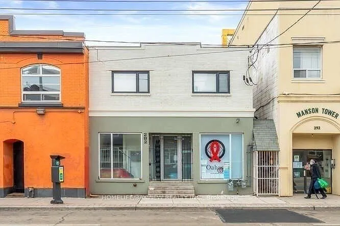 3 bed, $2,550 — Photo 1