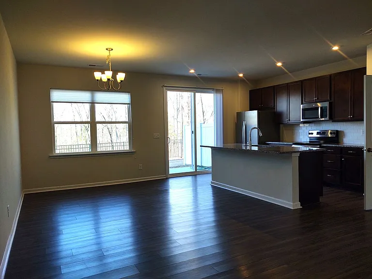 1137 Grays Mill Rd — Photo 5