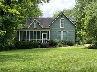 327 University Ave E, Sewanee, TN 37375