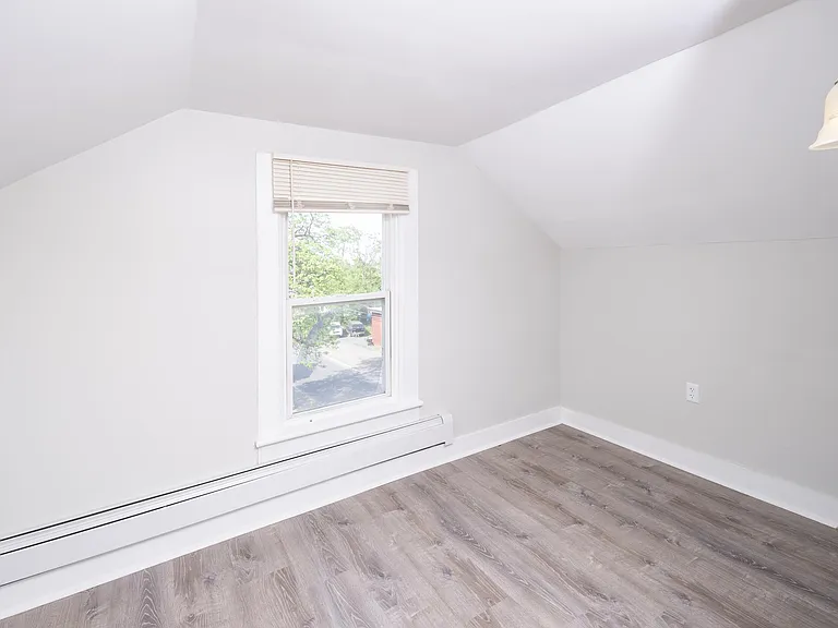 338 Saratoga St #2 — Photo 21
