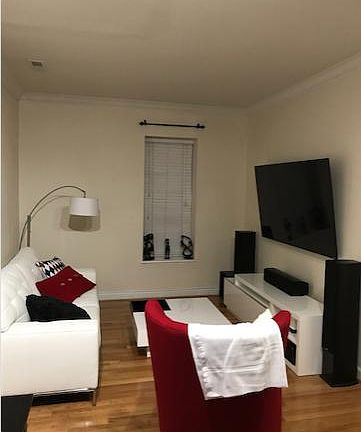 3rd image of 5656 Pershing Ave