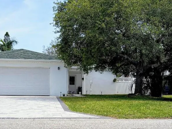 1549 Delaware Ave NE, Saint Petersburg, FL 33703