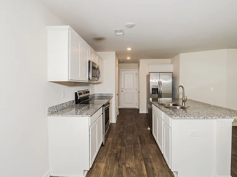 323 Longstone Ct — Photo 3