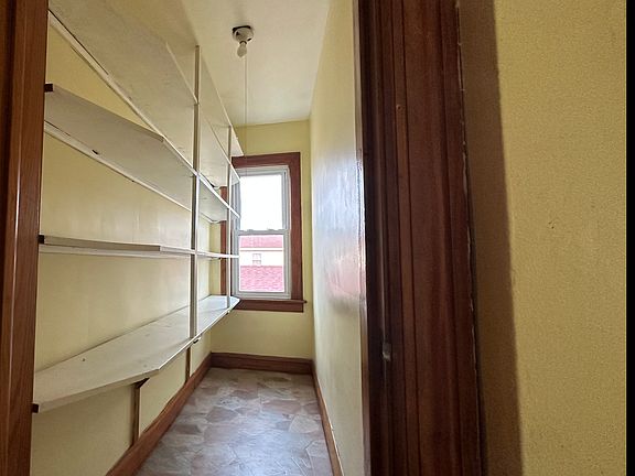 HUGE walk in pantry!