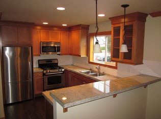 2406 SW Edmunds St, Seattle, WA 98106