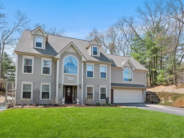 227 Thurber Ave, Attleboro, MA 02703