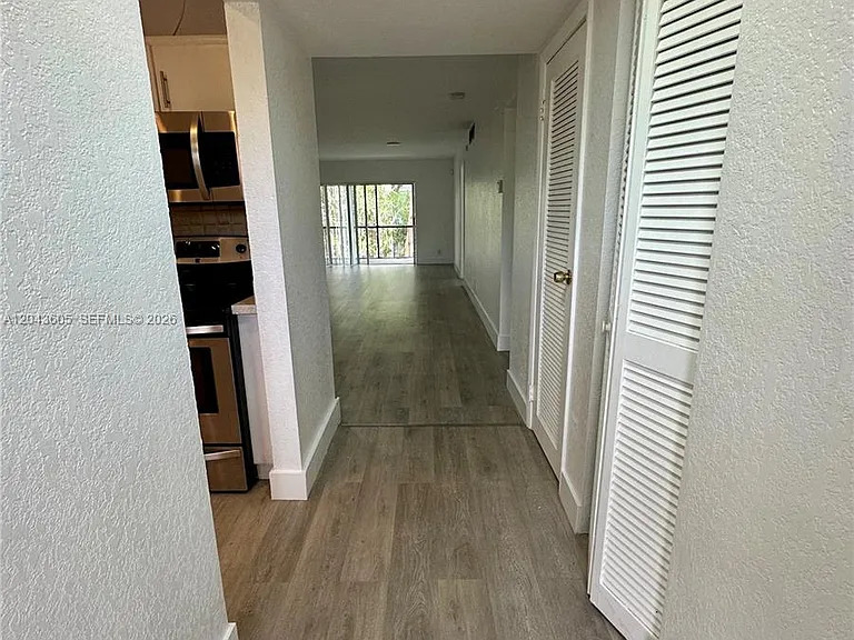 6201 N Falls Circle Dr #212 — Photo 6