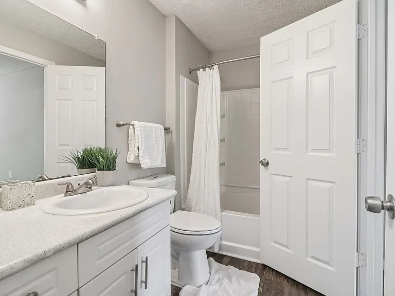 Walden Brook Apartments — Photo 11