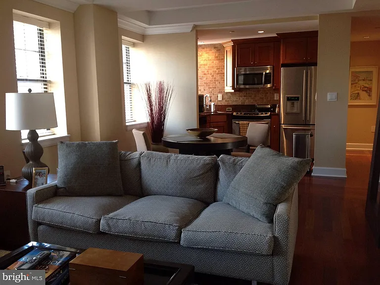 1701 Locust St #15-1402 — Photo 2