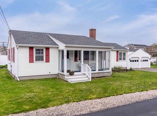 12 Beechwood Ave, York, ME 03909