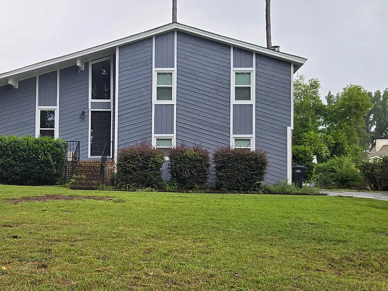 3915 Willowood Rd — Photo 1