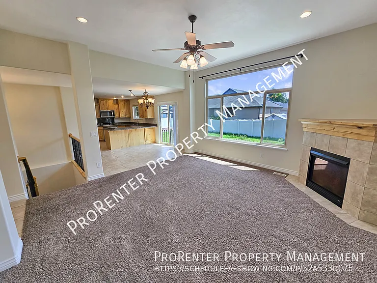 1911 S 1485 W — Photo 3