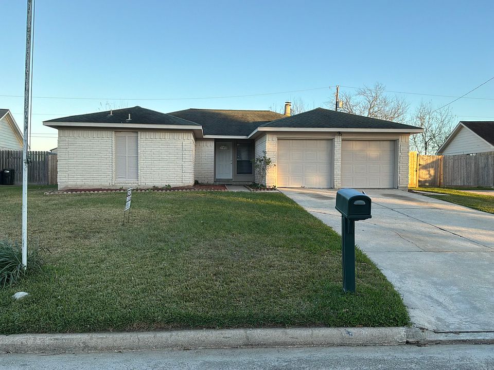 1st image of 2939 Ocean Way
