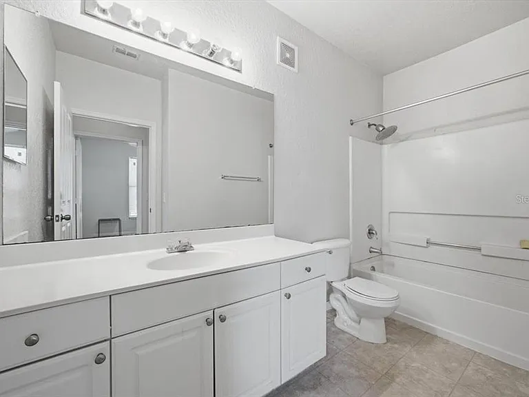 4008 Hemingway Cir — Photo 13