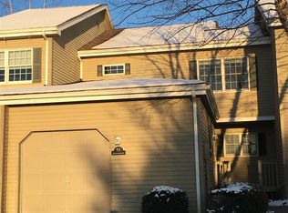 93 Sandalwood Ln, Rhinebeck, NY 12572
