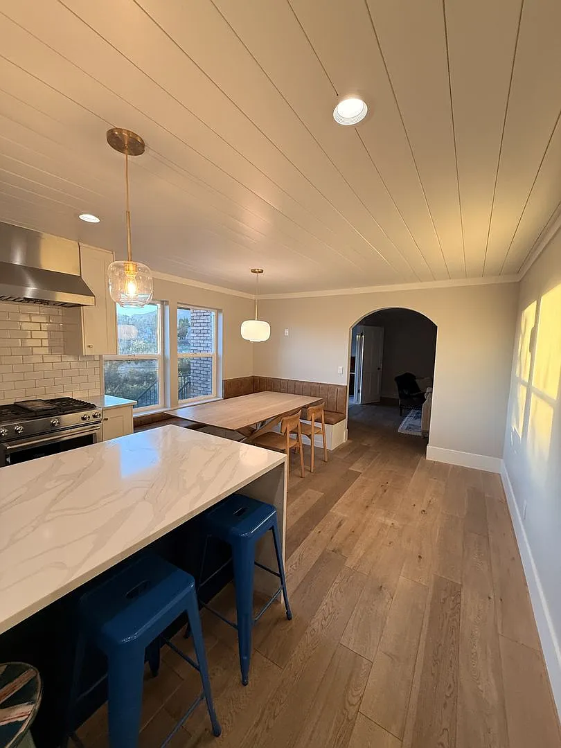 Stunning Home in Provo - Beautiful Backyard! — Photo 4