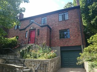 11 Gardner Rd #1B, Brookline, MA 02445