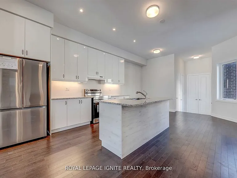 56 Rustle Woods Ave — Photo 11