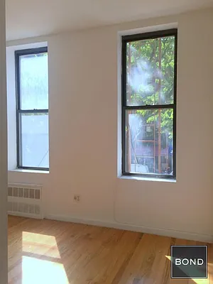 Rented by Bond New York | media 21