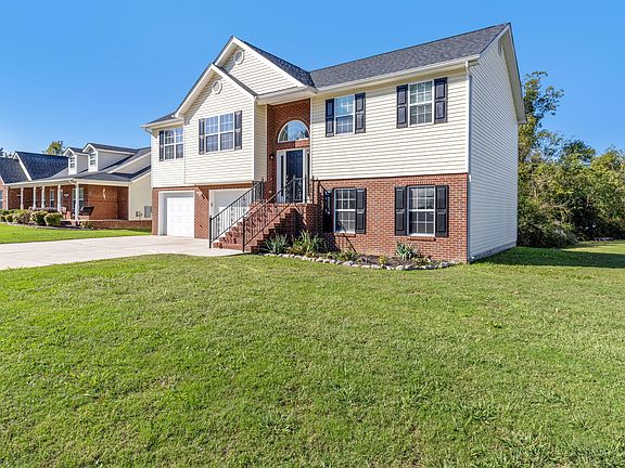 3rd image of 45 Creeks Jewell Dr