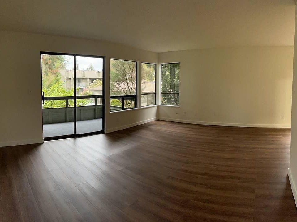 Large living room with balcony.