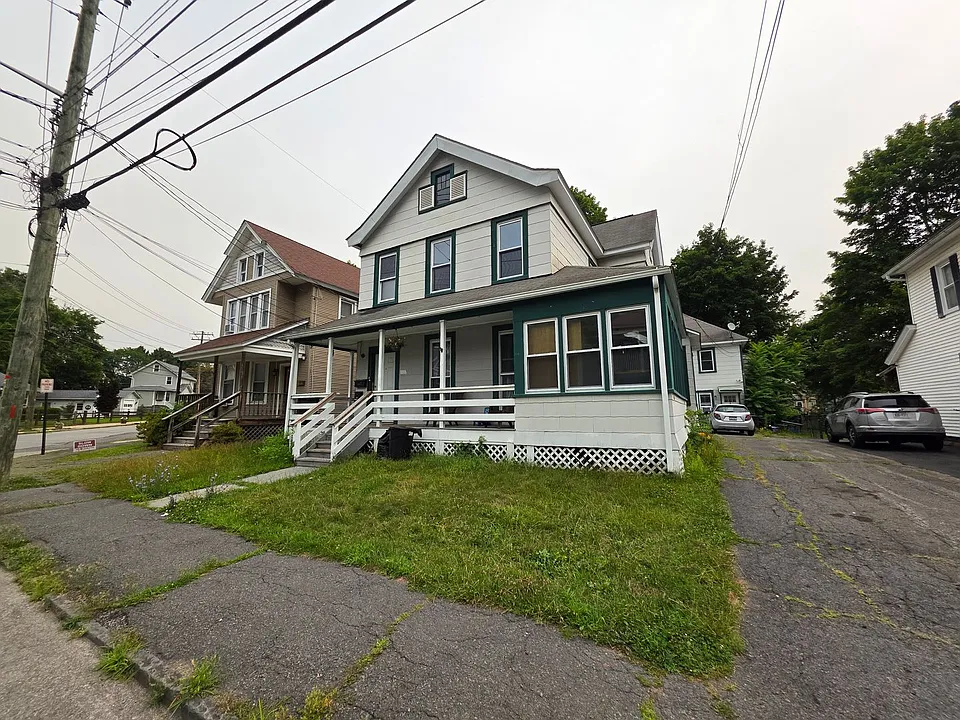 83 Hudson St