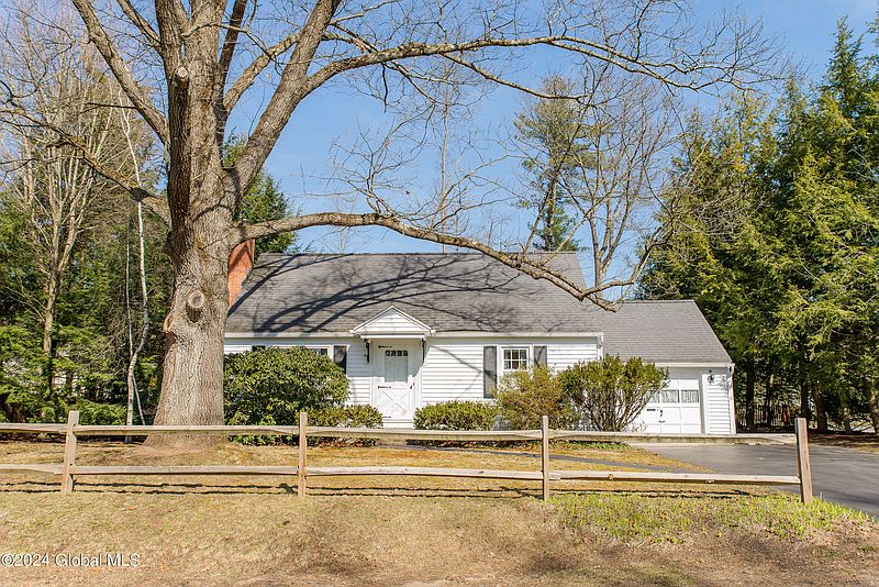 2nd image of 147 Willow Lane
