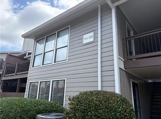 312 Park Ridge Cir, Marietta, GA 30068