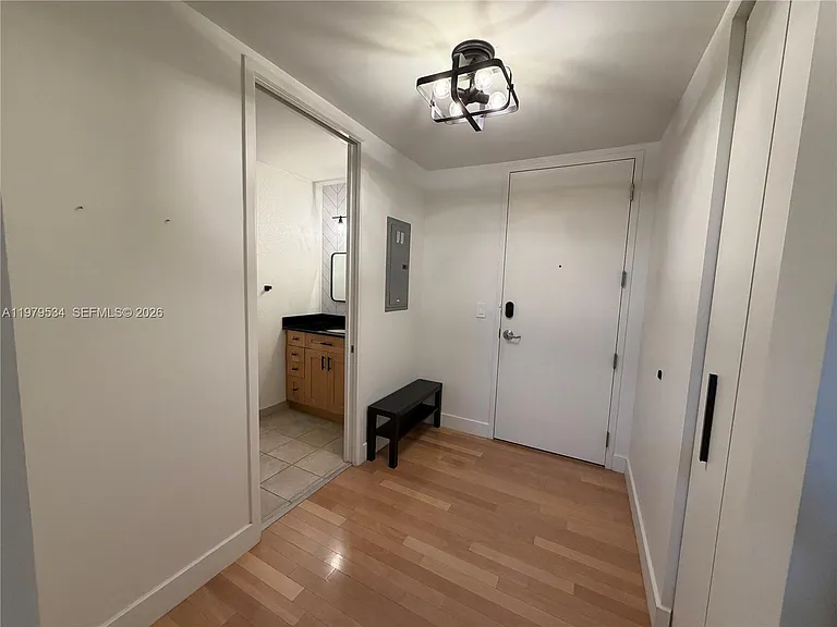 150 E Robinson St #205 — Photo 2