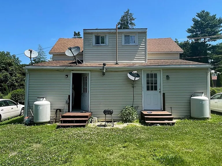 108 Little Kidwell Ave #B — Photo 2