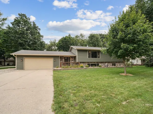 230 Hi Mae Cir, Lester Prairie, MN 55354